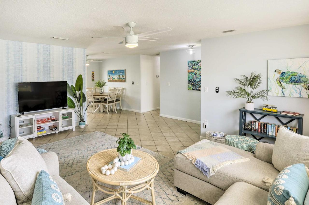 Merritt Island Home Fire Pit And Canal Access! Exterior photo