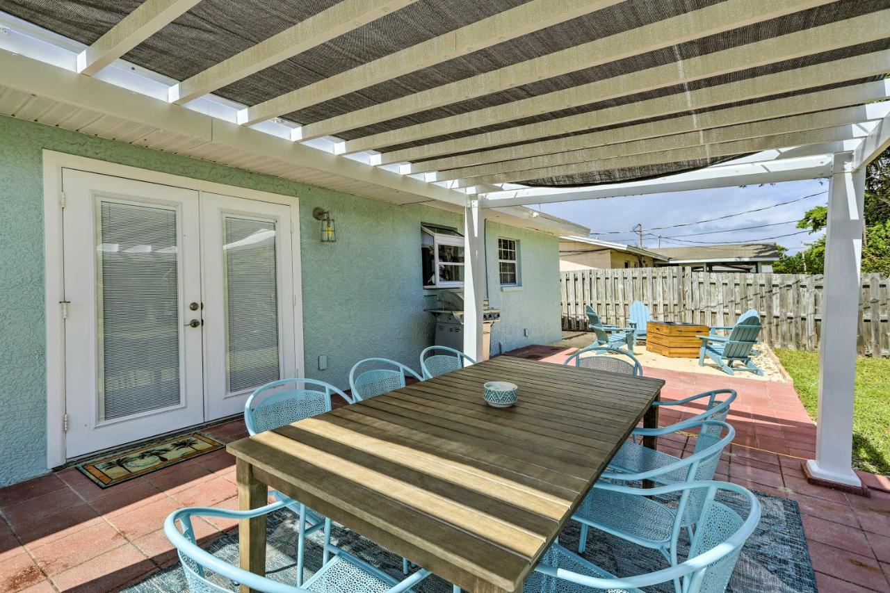 Merritt Island Home Fire Pit And Canal Access! Exterior photo